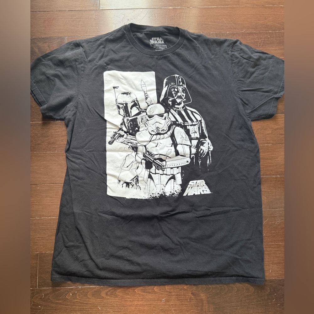 Fifth Sun Black Star Wars Graphic Tee